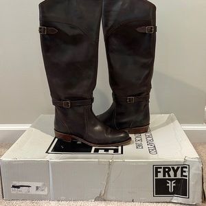 Any offer accepted 🎉Frye Dorado boots